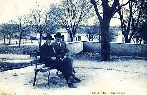 DESCARTES - PLACE PUBLIQUE